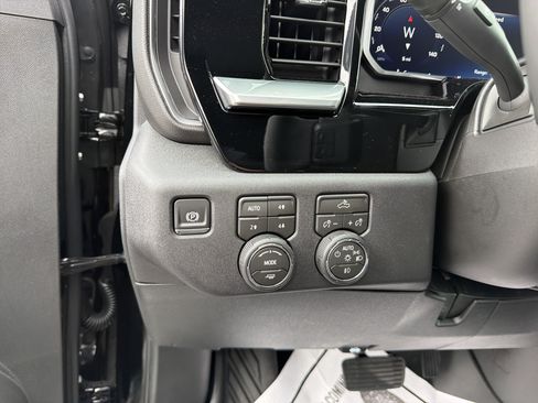 New 2026 Chevrolet Silverado 1500 RST w/ Convenience Package II AWD/4WD image 18