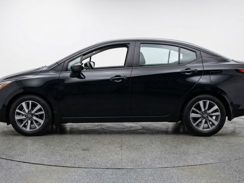 Used 2025 Nissan Versa SV image 5