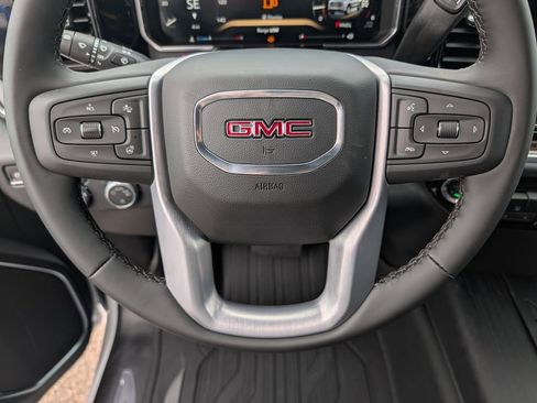 New 2026 GMC Sierra 1500 SLE w/ Preferred Package AWD/4WD image 19