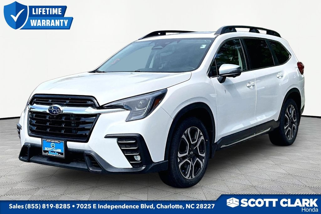 Used 2023 Subaru Ascent Limited w/ Technology Package AWD/4WD image 3
