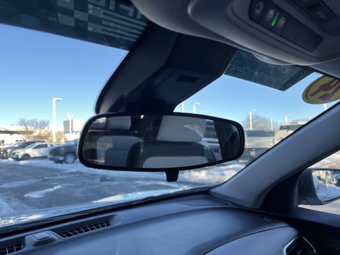 Used 2024 Chevrolet Equinox LS w/ Driver Confidence II Package image 26