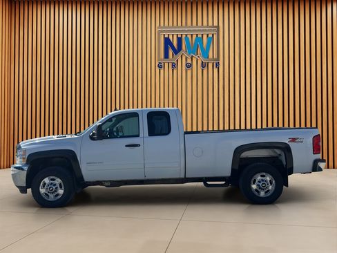 Used 2013 Chevrolet Silverado 2500 LT w/ Suspension Package, Off-Road image 23