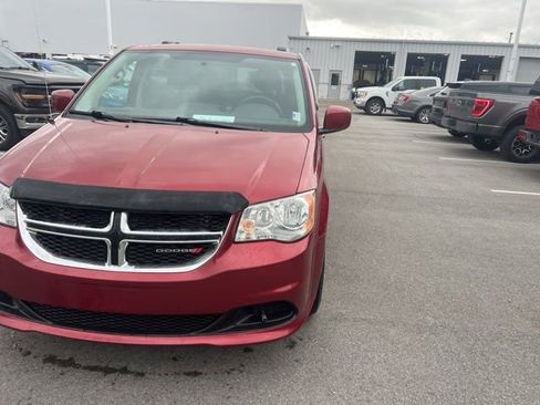 Used 2015 Dodge Grand Caravan SXT FWD image 5