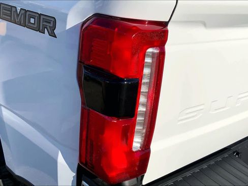 Used 2026 Ford F250 Lariat w/ Tremor Off-Road Package image 24