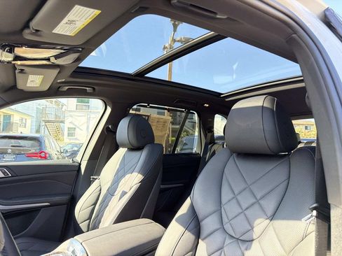 Used 2024 BMW X5 xDrive40i w/ M Sport Package AWD/4WD image 20