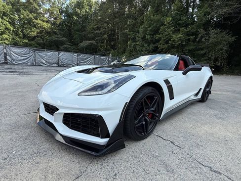 Used 2016 Chevrolet Corvette Z06 RWD image 20