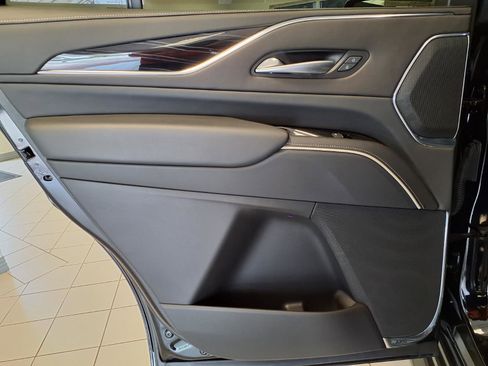 Certified 2024 Cadillac Escalade Sport AWD/4WD image 19