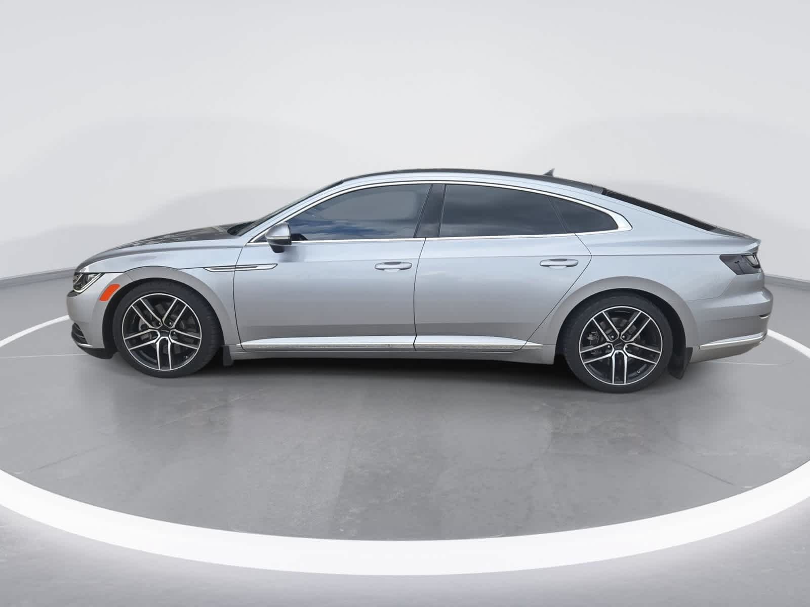 Used 2020 Volkswagen Arteon SE FWD image 5
