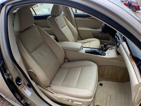 Used 2013 Lexus ES 300h w/ Luxury Pkg image 25