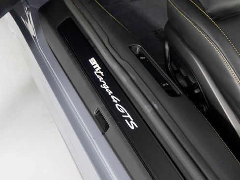 Certified 2023 Porsche 911 Targa 4 GTS AWD/4WD image 19