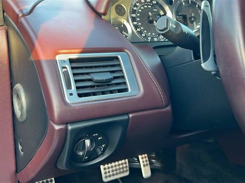 Used 2006 Aston Martin DB9 Volante image 14