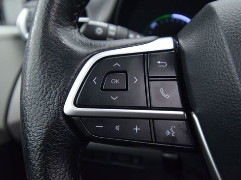 Used 2021 Toyota Sienna XLE image 38