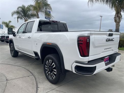 Used 2024 GMC Sierra 2500 Denali Ultimate w/ Max Trailering Package image 6