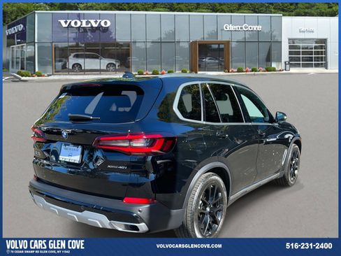Used 2023 BMW X5 xDrive40i w/ Parking Assistance Package image 4