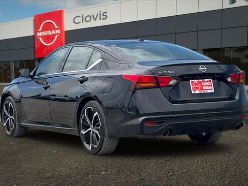 Used 2024 Nissan Altima 2.5 SR FWD image 7