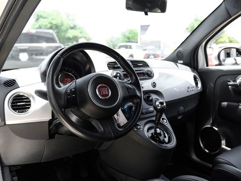 Used 2012 FIAT 500 Sport FWD image 2
