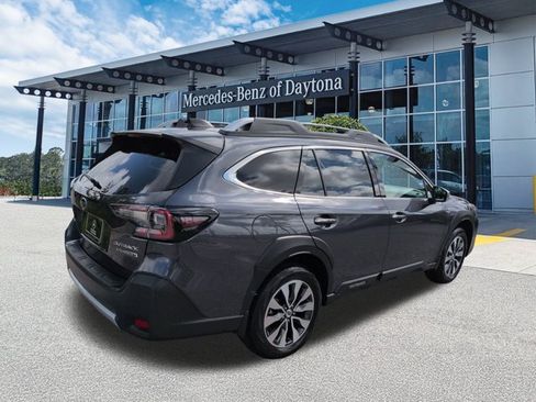 Used 2024 Subaru Outback Touring XT AWD/4WD image 4