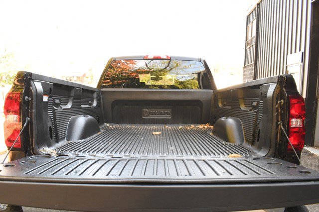 Used 2018 Chevrolet Silverado 2500 LTZ w/ Snow Plow Prep Package AWD/4WD image 16