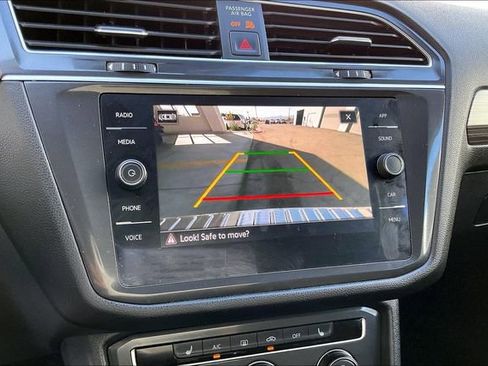 Used 2024 Volkswagen Tiguan Wolfsburg Edition image 21