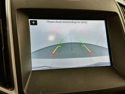 Used 2017 Ford Edge SEL w/ Equipment Group 201A AWD/4WD image 22