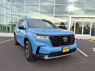 Used 2024 Honda Pilot TrailSport video 1