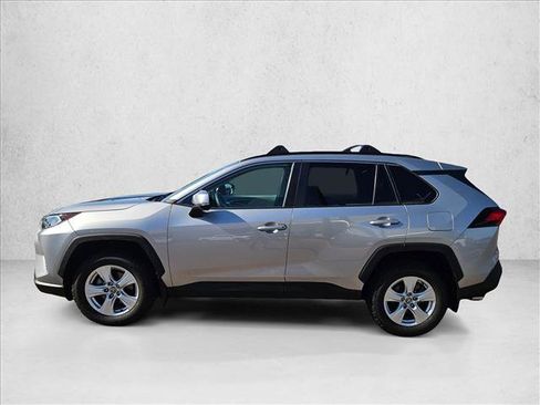 Used 2021 Toyota RAV4 XLE w/ Convenience Package AWD/4WD image 9