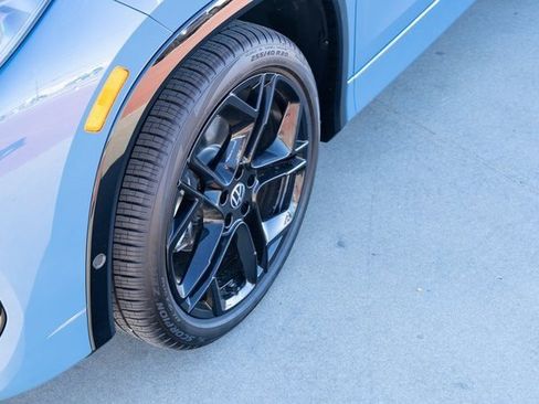 New 2026 Volkswagen Tiguan SE R-Line image 9