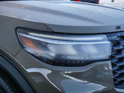 New 2026 Ford Explorer ST image 10