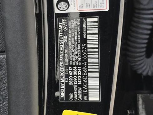 Used 2022 Mercedes-Benz S 500 4MATIC w/ AMG Line Package image 15