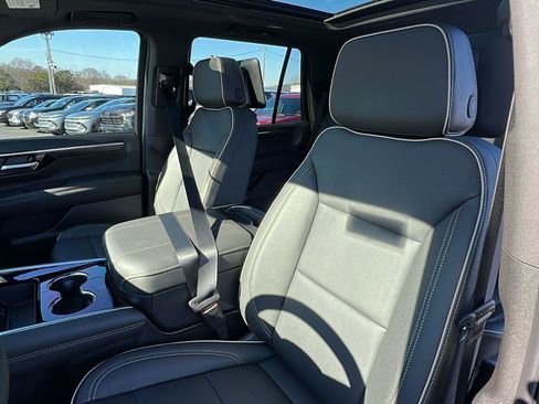 New 2026 Chevrolet Tahoe Premier AWD/4WD image 15