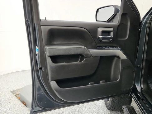 Used 2019 Chevrolet Silverado 1500 LT w/ All Star Edition image 29