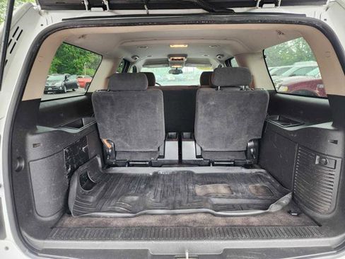 Used 2008 Chevrolet Suburban 2500 LS w/ Skid Plate Package AWD/4WD image 17