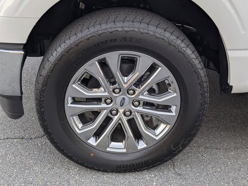 New 2025 Ford F150 Lariat w/ Equipment Group 502A High image 12