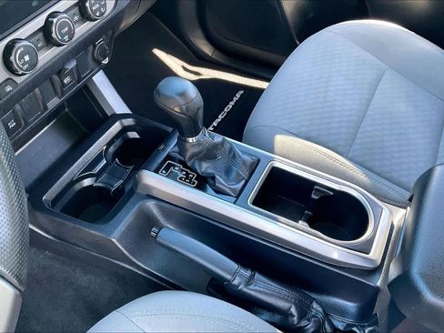 Used 2021 Toyota Tacoma SR5 image 14