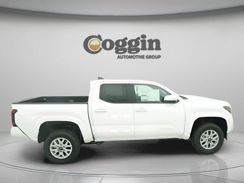 Used 2026 Toyota Tacoma SR5 RWD image 20
