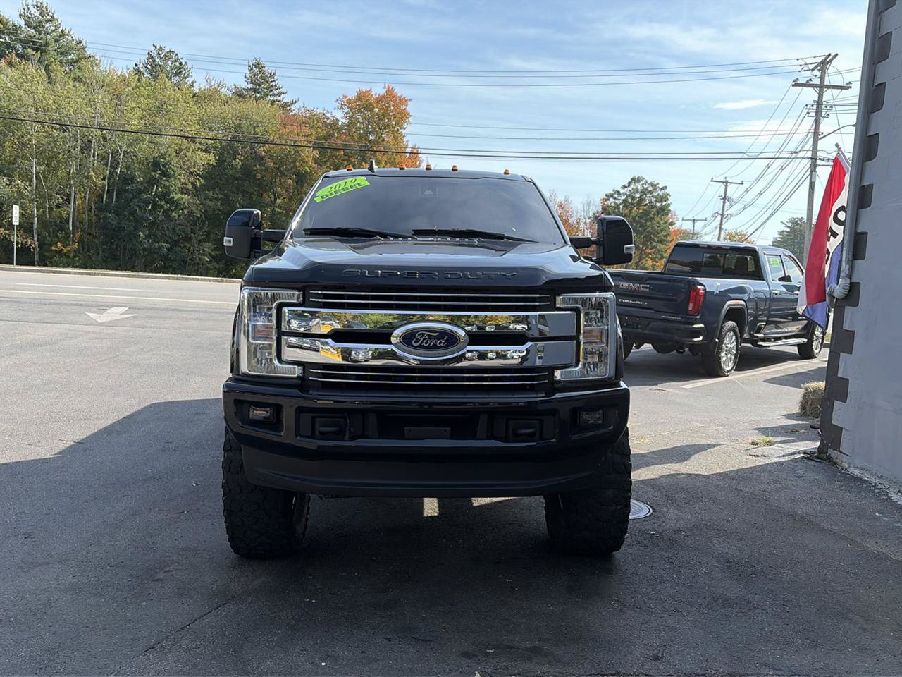 Used 2019 Ford F250 Lariat w/ Lariat Ultimate Package AWD/4WD image 3