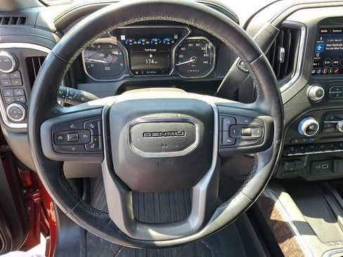 Used 2022 GMC Sierra 2500 Denali AWD/4WD image 16