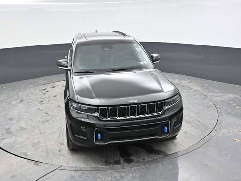 Used 2023 Jeep Grand Cherokee Overland image 30
