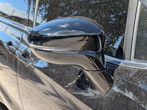 New 2026 Chrysler Voyager LX image 11