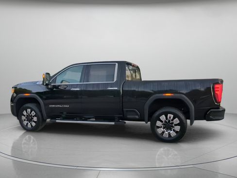 Used 2024 GMC Sierra 2500 Denali w/ Denali Reserve Package AWD/4WD image 18