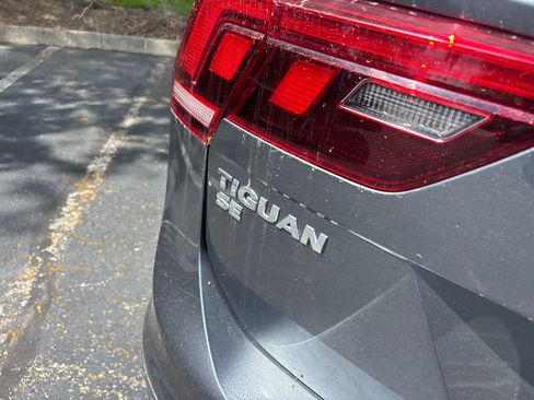 Used 2019 Volkswagen Tiguan SE AWD/4WD image 11