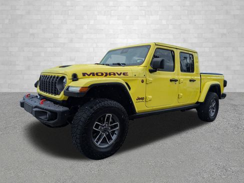 Used 2024 Jeep Gladiator Mojave AWD/4WD image 5
