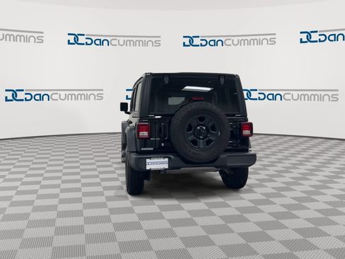 Used 2024 Jeep Wrangler Unlimited Sport AWD/4WD image 7