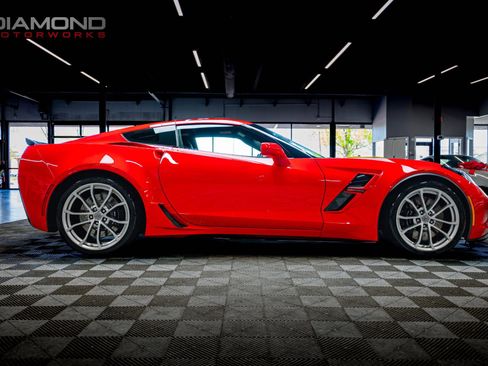 Used 2019 Chevrolet Corvette Grand Sport w/ Battery Protection Package RWD image 22