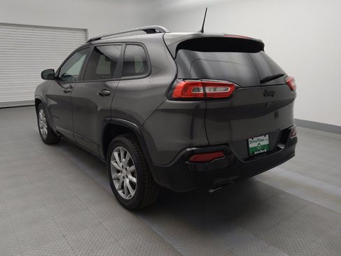 Used 2018 Jeep Cherokee Latitude image 5