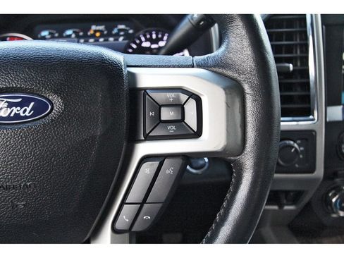 Used 2018 Ford F250 Lariat w/ Lariat Ultimate Package AWD/4WD image 20