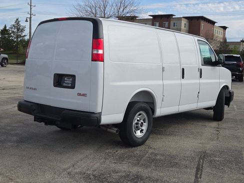 New 2026 GMC Savana 2500 image 13
