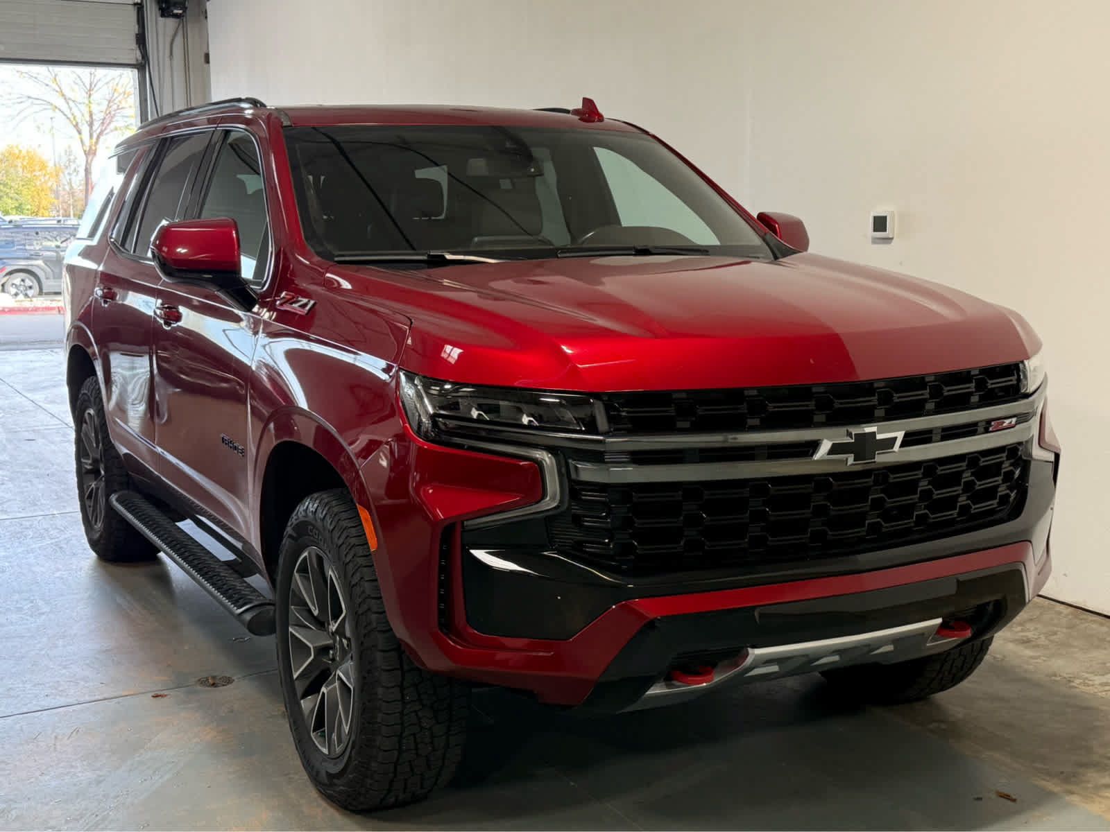 Used 2021 Chevrolet Tahoe Z71 w/ Rear Media and Nav Package AWD/4WD image 5