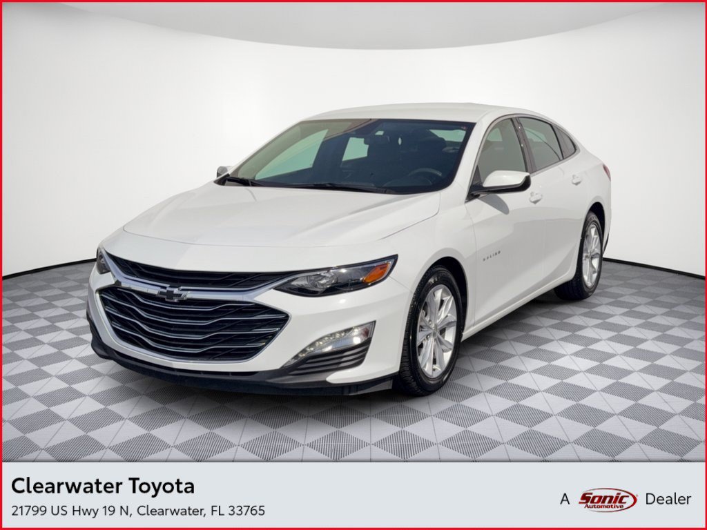 Used 2025 Chevrolet Malibu LT FWD image 1
