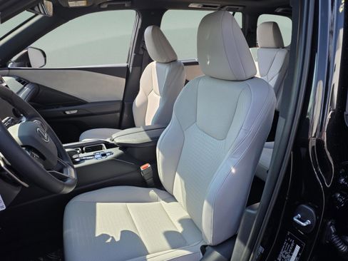 New 2026 Lexus TX 350 AWD image 13